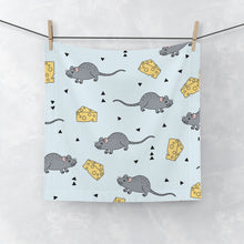 Load image into Gallery viewer, Adorable Mouse Pattern Face Towel, Cute Kitchen Decor, Gift for Animal Lovers,
