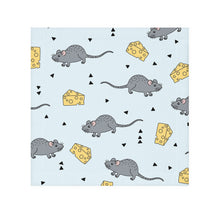 Load image into Gallery viewer, Adorable Mouse Pattern Face Towel, Cute Kitchen Decor, Gift for Animal Lovers,
