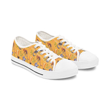 Load image into Gallery viewer, African Animals Women&#39;s Low Top Sneakers
