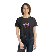 Load image into Gallery viewer, Angebear Women&#39;s Flowy Cropped Tee
